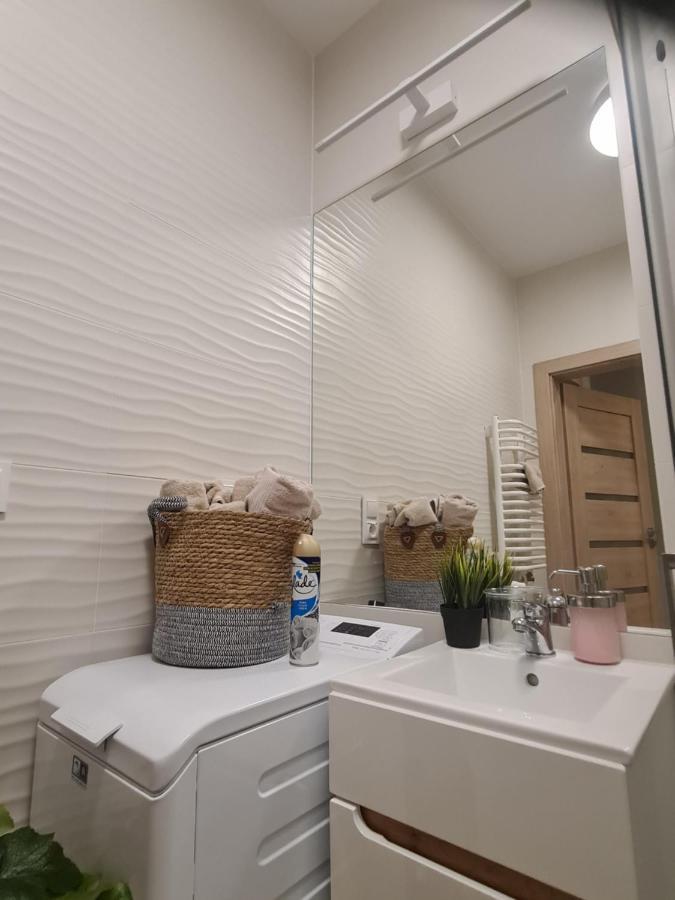 Mostowa 23 Bruno Apartment, Self Check-In 24H, Free Parking, Air-Conditioning Poznan Luaran gambar