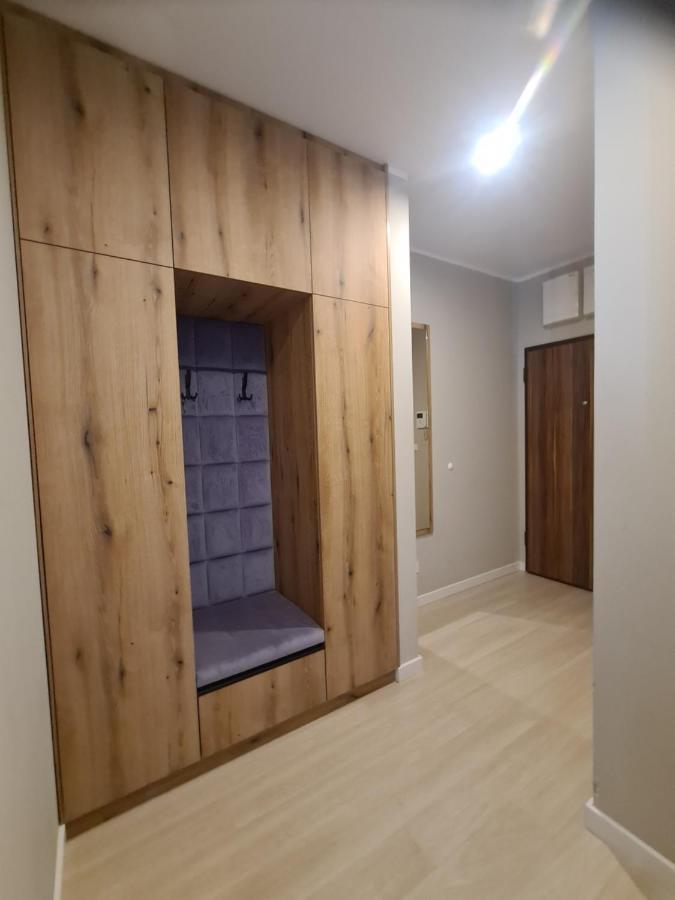 Mostowa 23 Bruno Apartment, Self Check-In 24H, Free Parking, Air-Conditioning Poznan Luaran gambar